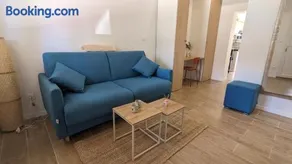 Studio cosy neuf calme -Parking Terrasse privée Piscine 5mn Gare TGV Aix et ZA Aix la Duranne 15 mn Aéroport Marseille - Image 4