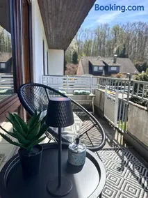 Schöne große Wohnung - Top Lage - Image 4