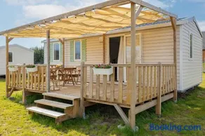 Domki Wakacyjne "Wolności" - Grill, Relax w Balii z Jacuzzi & Taras by Noclegi Renters - Image 4