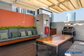 Skyline Executive Suite in San Isidro - Image 4