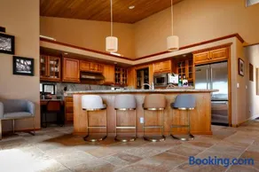 Da Yaya House - Image 2