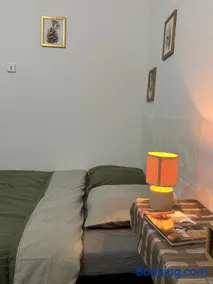 Studio bright and quiet - Image 1