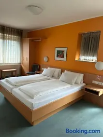 Hotel-Restaurant Schraeder - Image 2
