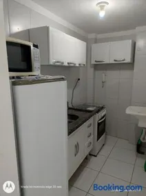 Apt no centro, com 3 vagas, garagem, check in flexível - Image 4