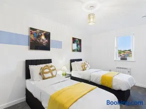 Relaxing Cooden Escape Stylish 3 Bed Flat - Image 4