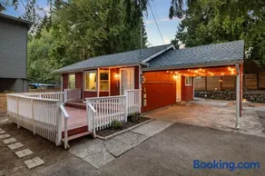 Seattle Cottage - Image 1