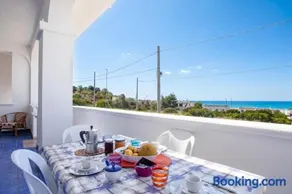 Complesso Azzurro Apartments - Image 1