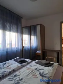 sara1 - Image 3