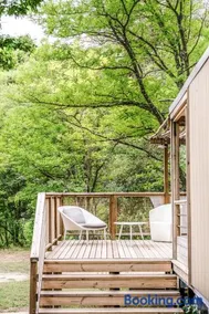 wood cottage family - Image 2