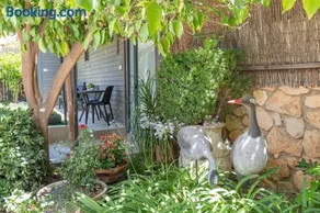 Talia Cabin Guest & Spa - Image 3