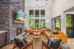 Pine Meadow Lodge - Image 1