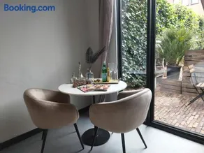 Saya Boutique Hotel - Image 2