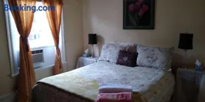 Australis Guest House - Image 2