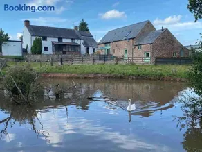 Mallards Barn on a rural farm - Image 2