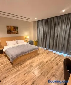 Downtown- Tulina hotel - Image 5