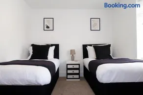 6 Beds Southampton and 2 Sofabeds, House Sleeps 8, Free Parking, Contractors Welcome - Image 4