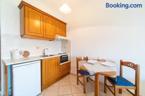 Giannis apartments 13 - Image 5