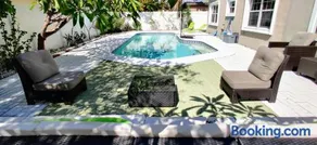 The Villa Verde - Luxury Clearwater by BlueBellaEstate - Image 3
