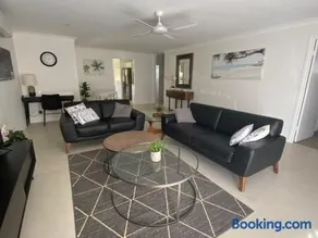 5 Bullando Street Warana QLD - Image 5