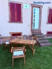 Le Cosy Home - Image 1