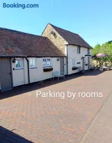 The Hardinge Arms - Image 5