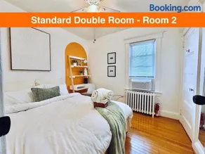 20 min NYC-Modern Private Room-Queen Bed-Parking Available But Confirm with Hosts - Image 4