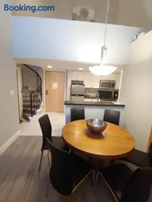 Tyndalstone Lodge 3 Bedroom in the Heart of Village North Whistler - Image 2