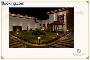 Temple Town Stay - Image 2