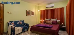 The Cozy Retreat - Image 2