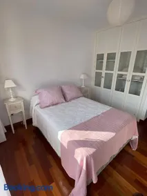 El jardín de Max, apartamento céntrico con jardín privado y parking - Image 2