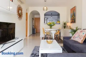 Precioso Apartamento la Marina - Image 1