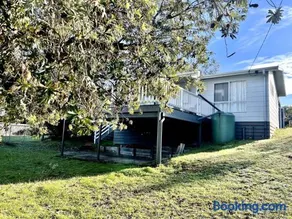 Ollie's Beach House - Image 3