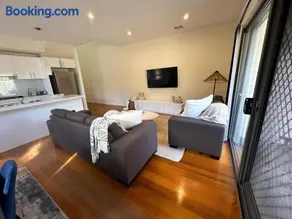 City & Beach Retreat - Image 3