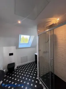 3 bedroom apartment - Image 4