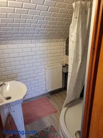 Heart of Galysági Village Guesthouse - Image 3