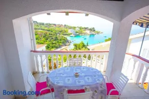 Garden Resort - Apartments Ruzmarin - Image 1