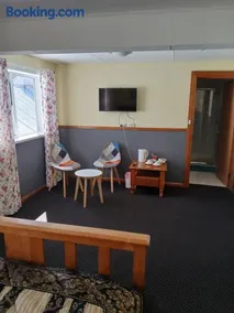 Hunters Hotel - Image 3