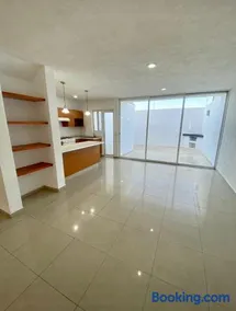 Habitación temporal para alojamiento de paso en frontera - Image 3