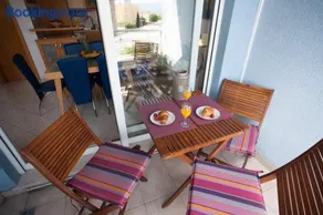 Exclusive Sea View Apartment - Image 1