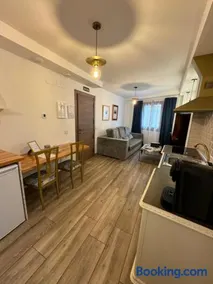 ATENEO CUENCA Suites con cocina en el casco histórico - Image 2