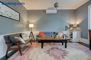 Historic Home in the Heart of Elora - Image 1