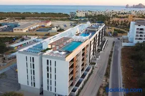 Great location 2BD 2BTH Walking distance to Medano - Image 1