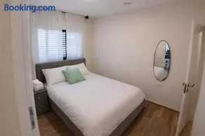 נוף לחרמון דפנה - Image 3