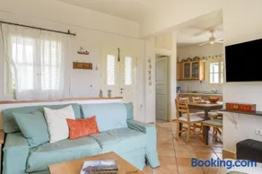 Sunset Retreat Villa Sophia - Image 3