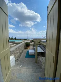Delta Apartment with Sea View and Pool - Image 2