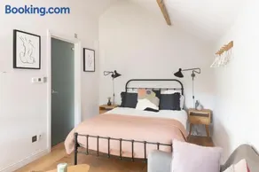 The Hayloft by Black Door Stays - Image 5
