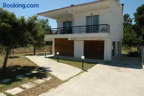Antheia's House - Image 2