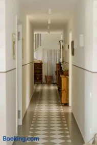 Macskalépcsős Boutique B&B - Image 4