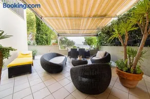 Zen Luxury Apartment - Image 1
