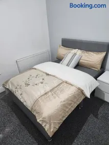 Manor House walsall 3 - Image 2